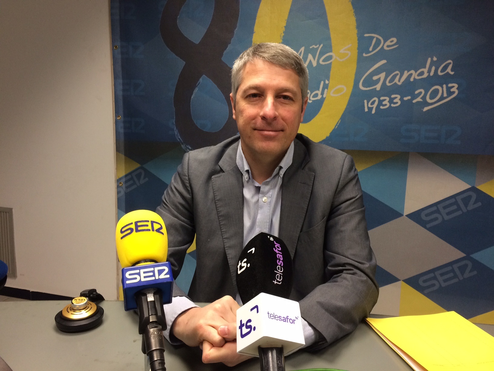 Oliva recibe la petición de licencia de un gran supermercado