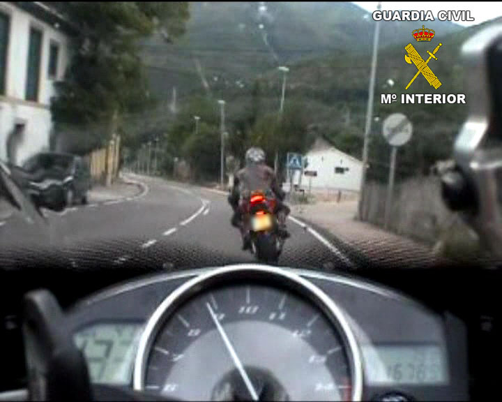 Carreras ilegales de motos en Tavernes