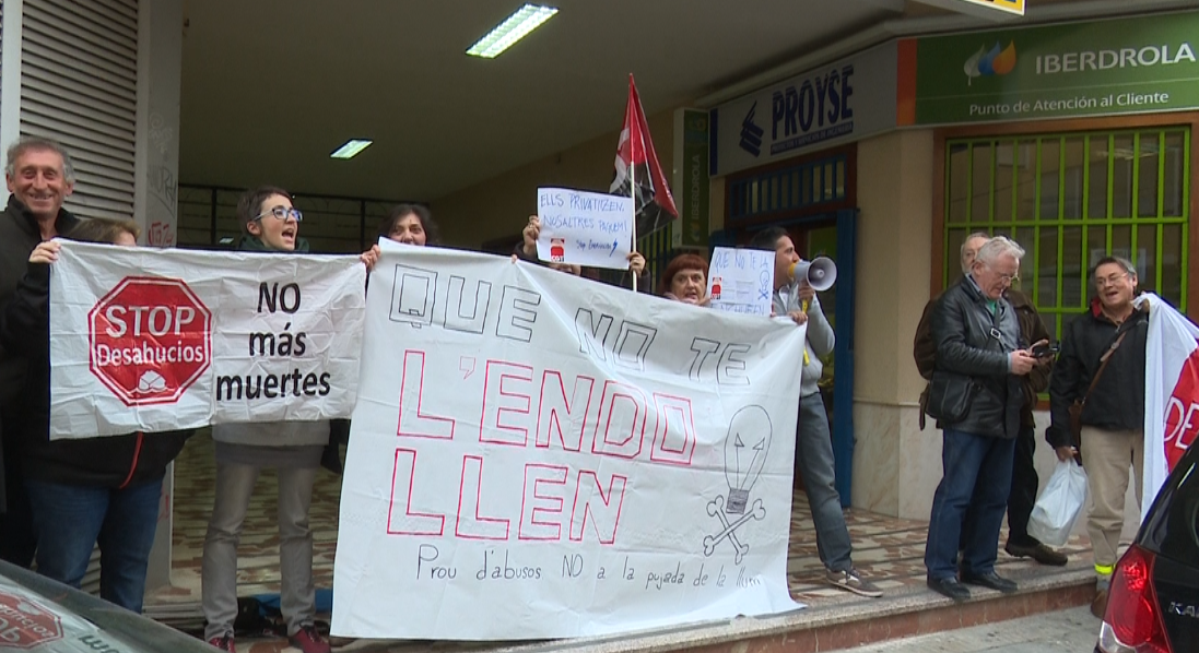 Protesta en Gandia por la subida de la factura de la luz