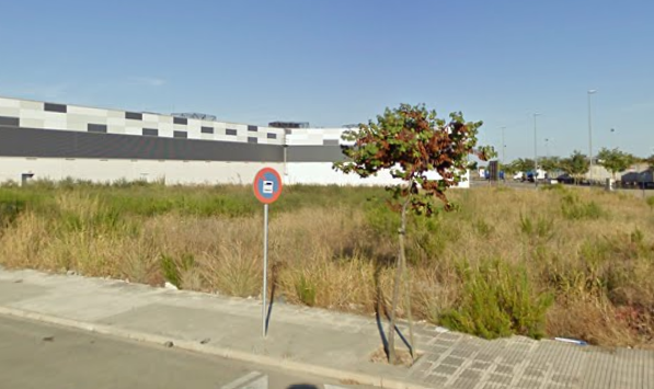 El gobierno de Gandia se niega a devolver 63.000 euros a la empresa que compró el solar para Decathlon