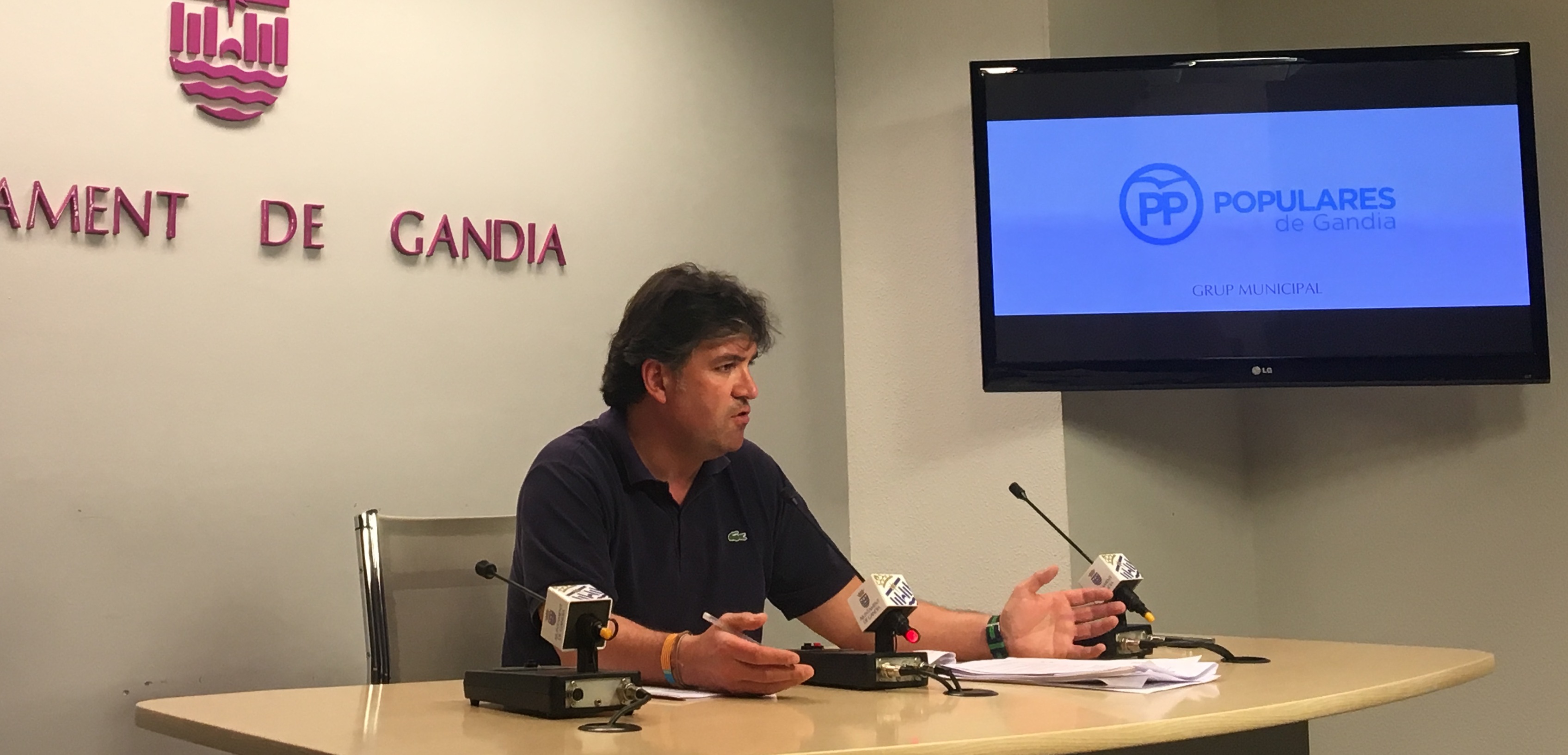 El PP de Gandia asegura que el gobierno local no ha rebajado la deuda sino que la ha aumentado