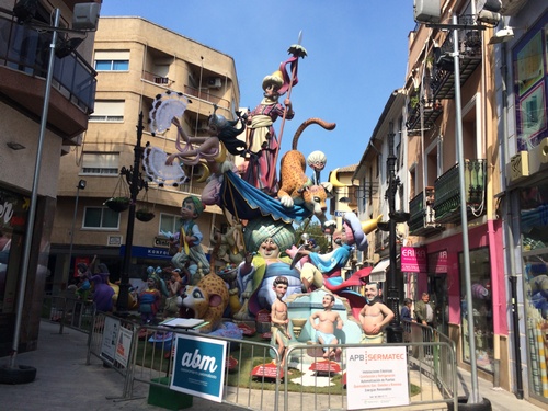 Las fallas del Mercat, Prado, Vilanova y Corea estarán en la sección especial de la fallas de Gandia